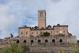 Castello di Sarre - Wikipedia