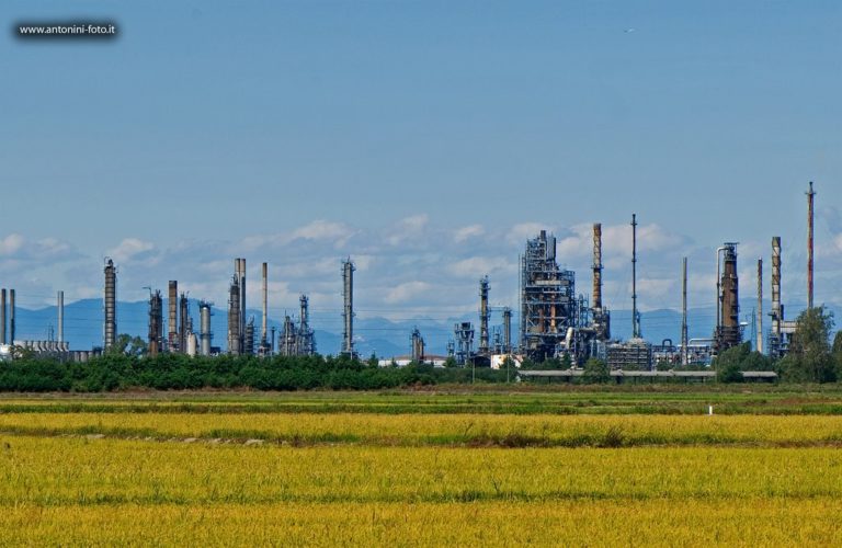 Petrolio In Pianura Padana Il Giacimento Di Villafortuna Trecate E La petrolio-in-pianura-padana-il-giacimento-di-villafortuna-trecate-e-la